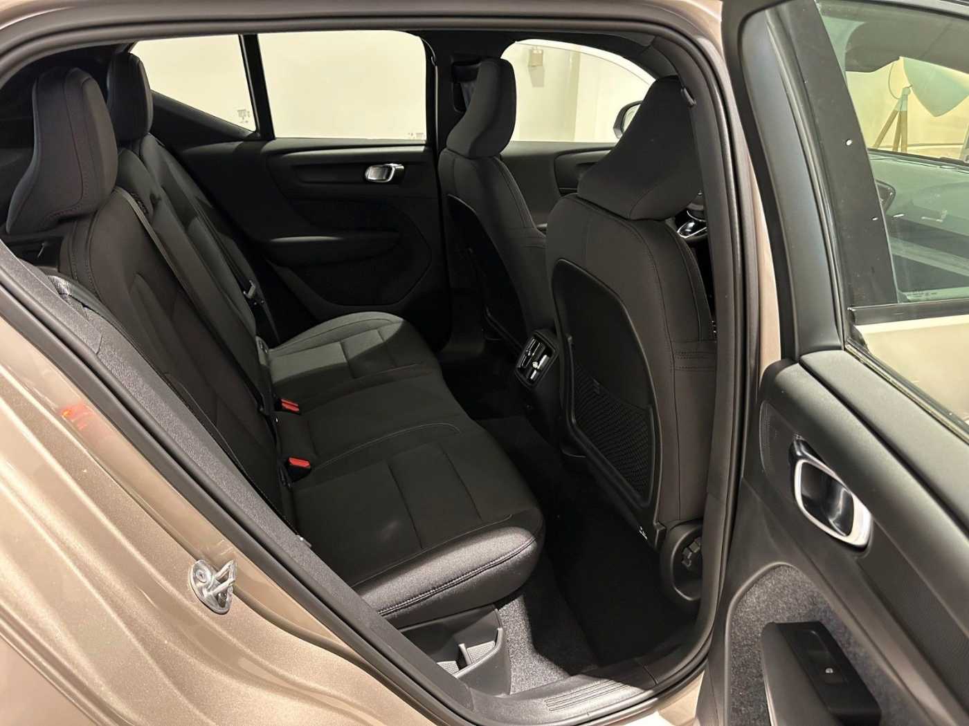 Volvo  Single Motor Plus Rech. RWD Extended Range