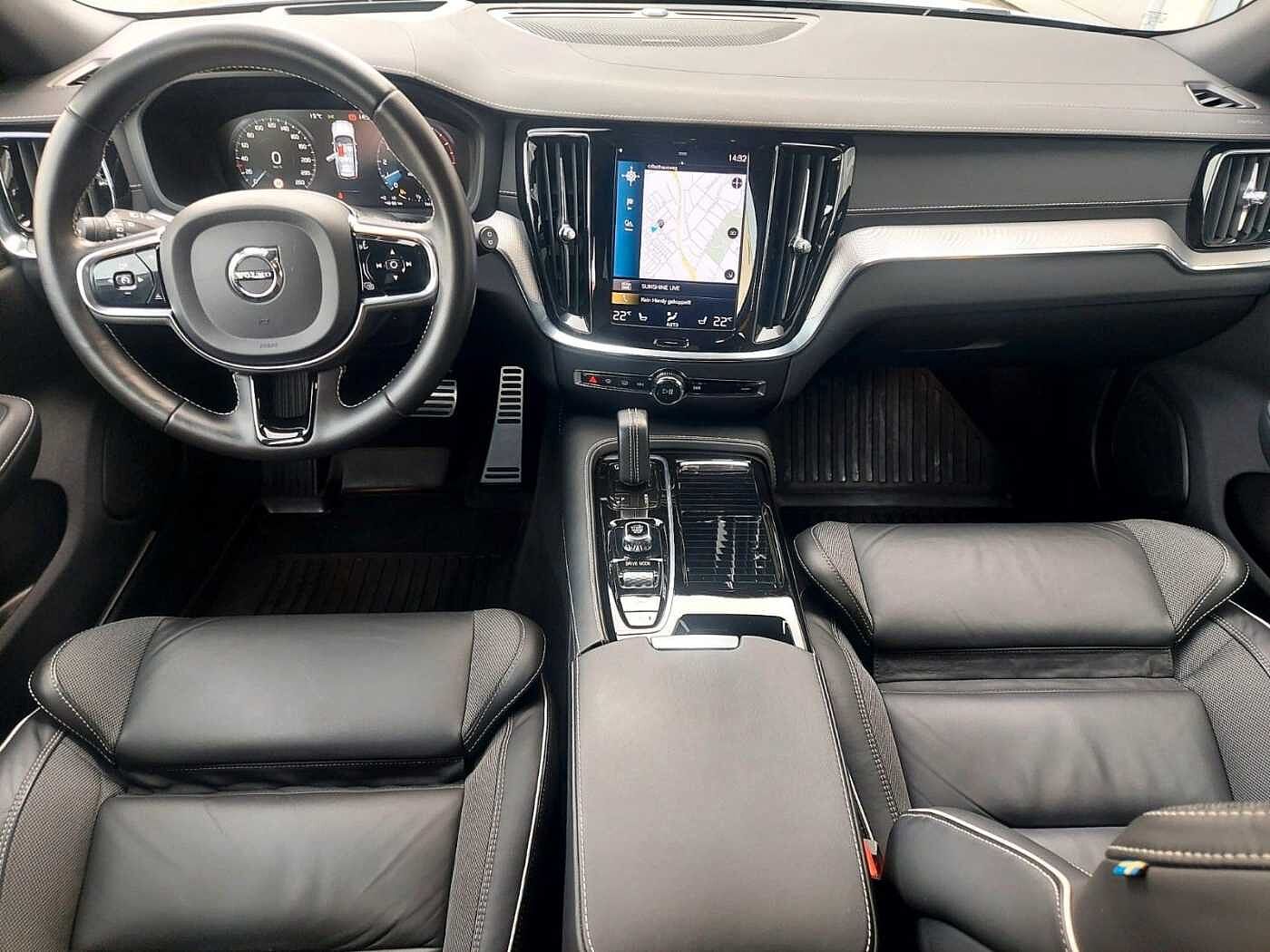 Volvo  T8 Polestar Engineered Plug-In Hybrid