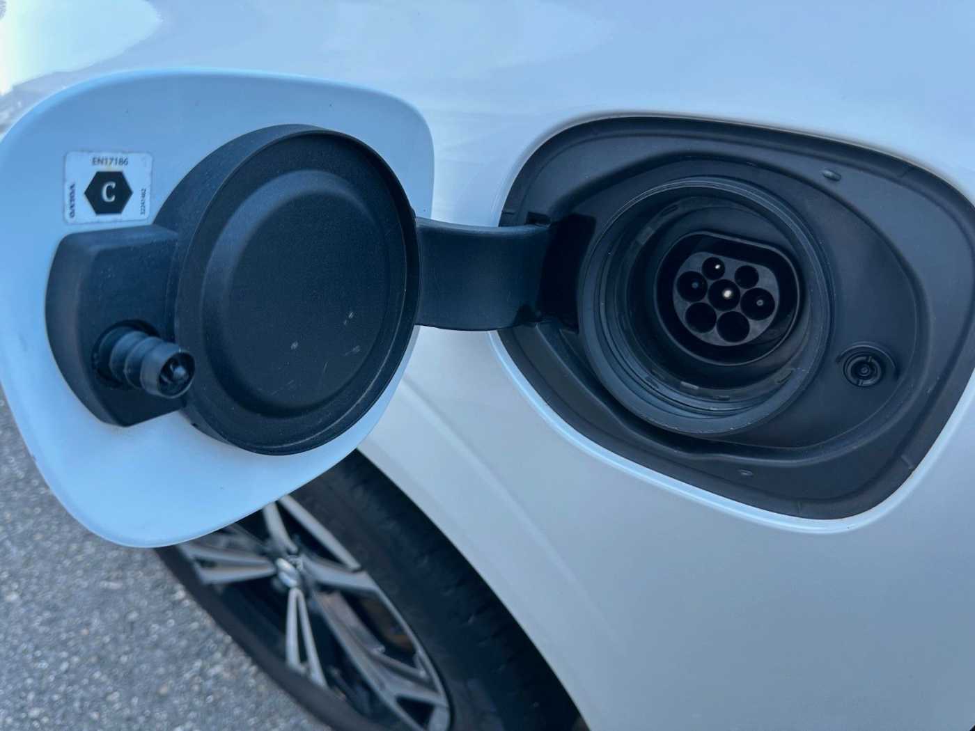 Volvo  T8 Inscription Expression Plug-In Hybrid