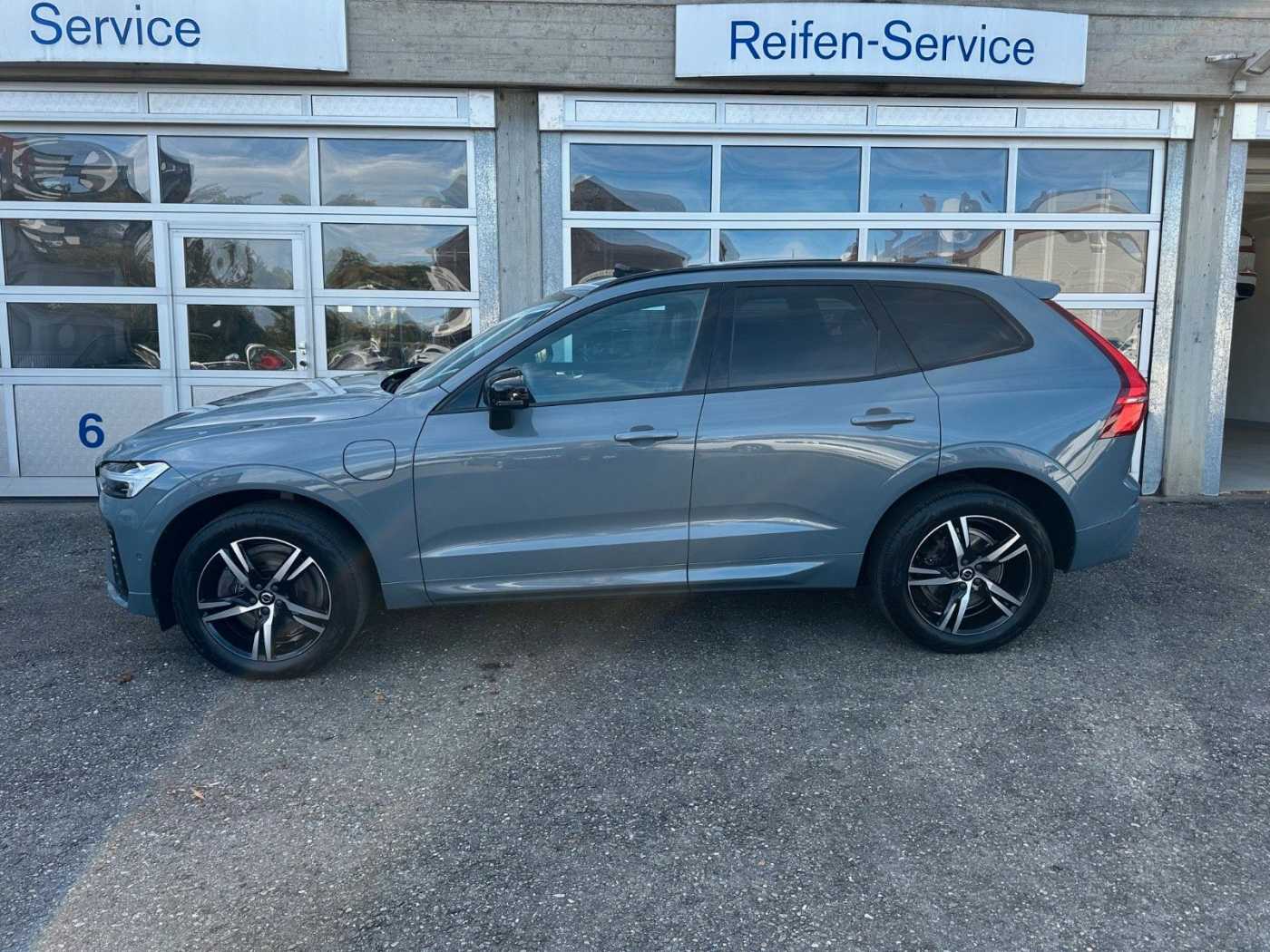 Volvo  T6 R-Design Recharge Plug-In Hybrid AWD