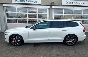 Volvo  T8 Polestar Engineered Plug-In Hybrid