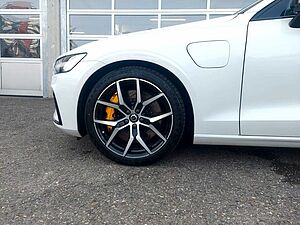 Volvo  T8 Polestar Engineered Plug-In Hybrid