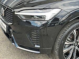 Volvo  T8 R-Design Recharge AWD mit Akku 18,8 kWh