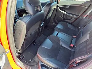 Volvo  T2 R-Design