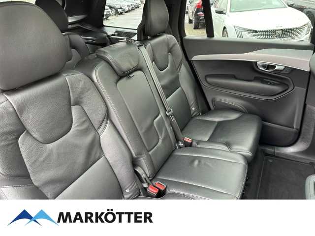Volvo  XC90 B5 Mild-Hybrid Diesel AWD Automatikgetriebe (173kW/235PS) Momentum Pro (7-S