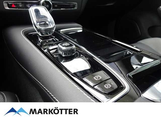 Volvo  T6 Plus Dark Recharge AWD PANO/ACC/BLIS/LED