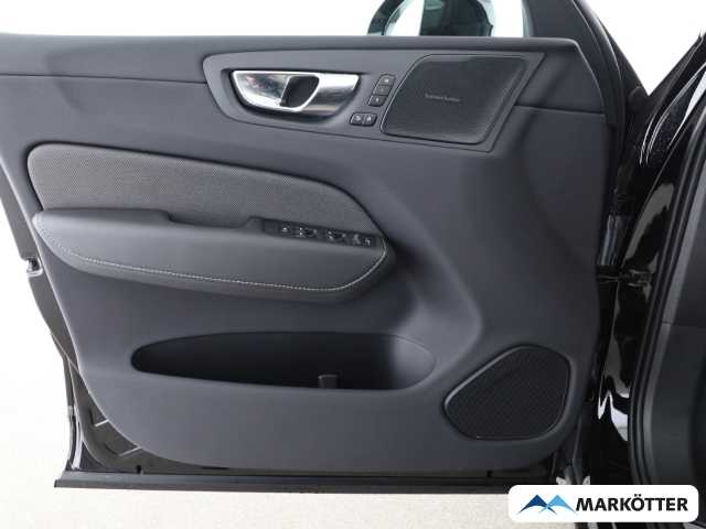 Volvo  Plus Dark Recharge Plug-In Hybrid AWD T6