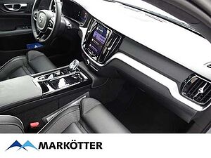 Volvo  T6 Plus Dark Recharge AWD PANO/ACC/BLIS/LED