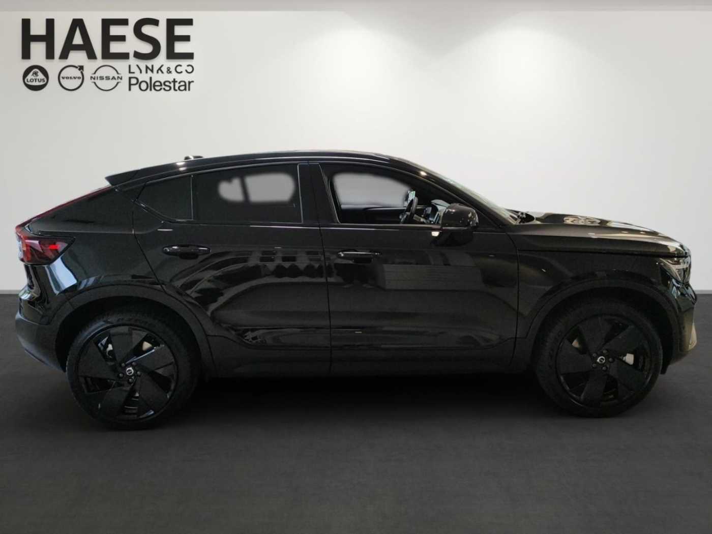 Volvo  Single Motor Extended Range Plus Black Editi