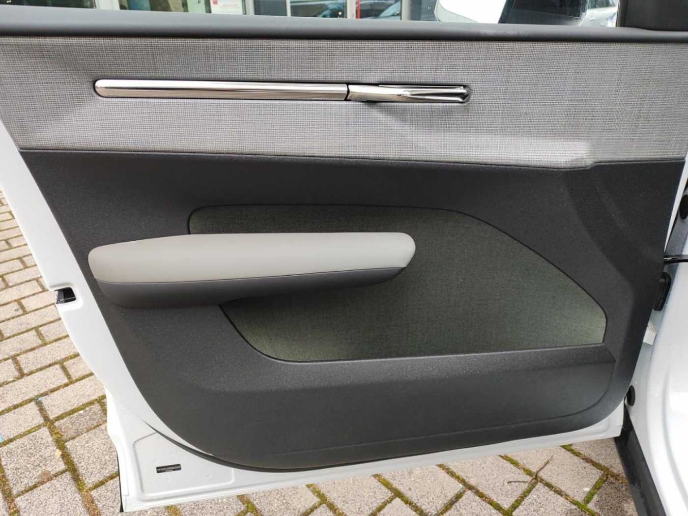 Volvo  Single Motor Extended Range Plus ***Pine***