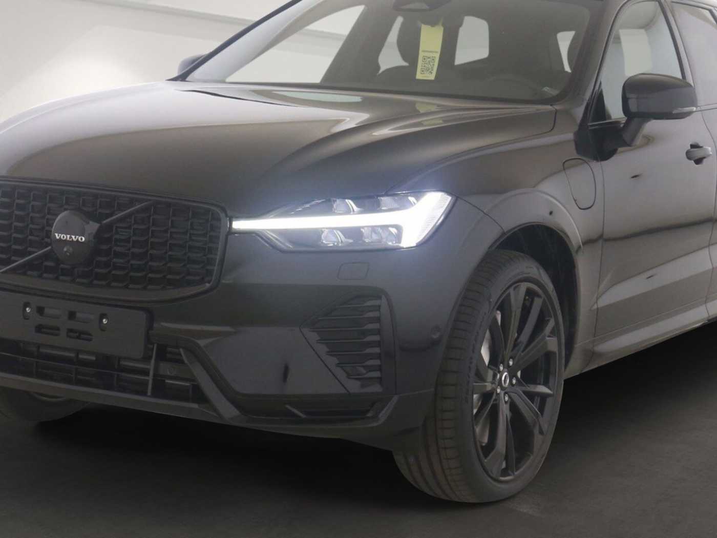 Volvo  T8 Ultra Black Edition Recharge Plug-In Hyb