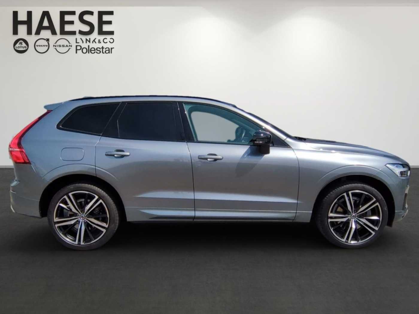 Volvo  B4 EU6d R Design AWD HUD StandHZG El. Panod