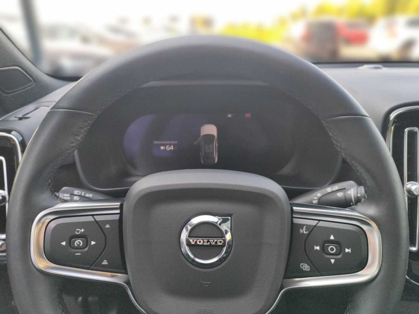 Volvo  Twin Core Recharge Pure Electric AWD StandHZ