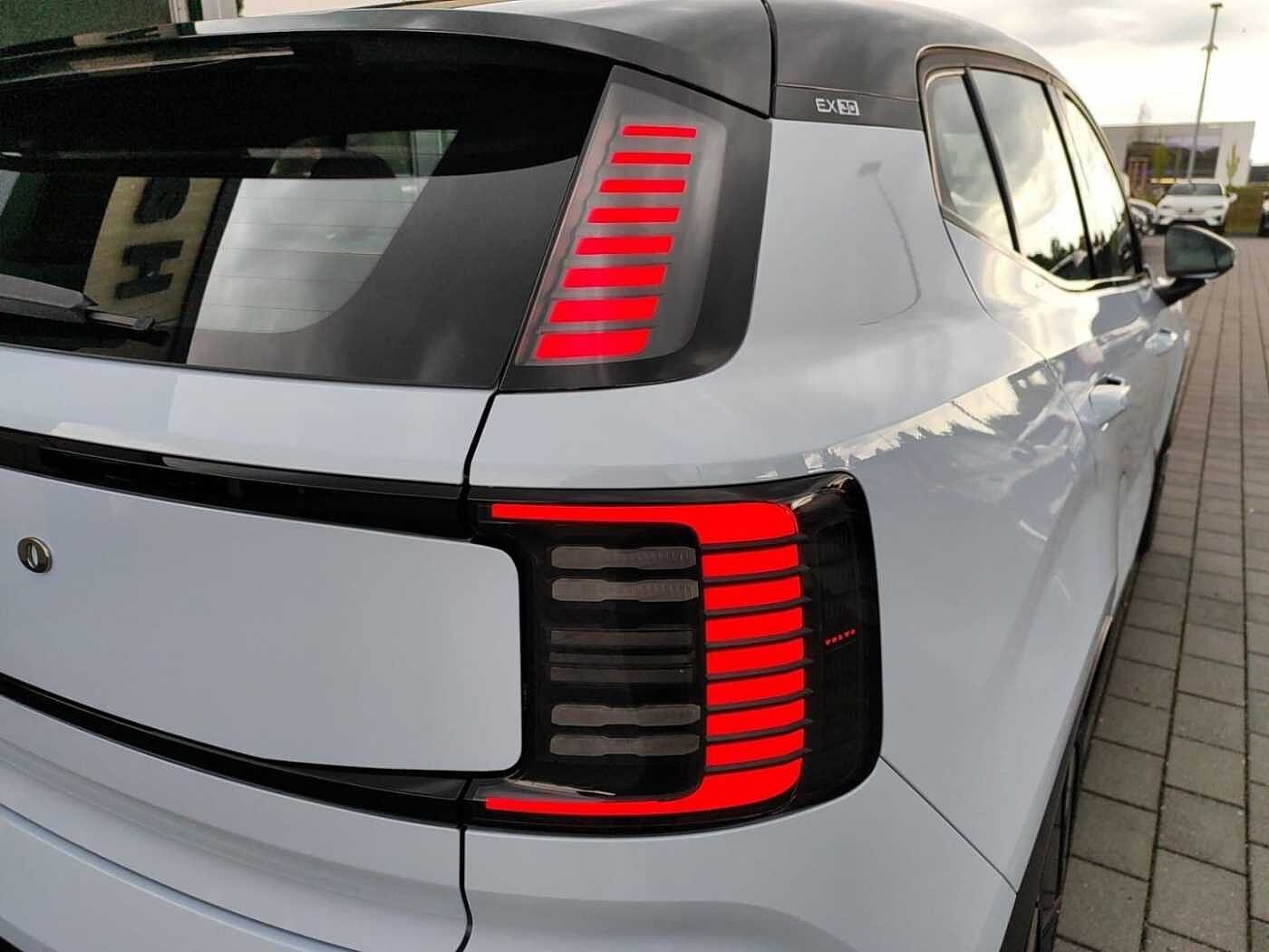 Volvo  Twin Ultra AWD Performance Pure Electric St