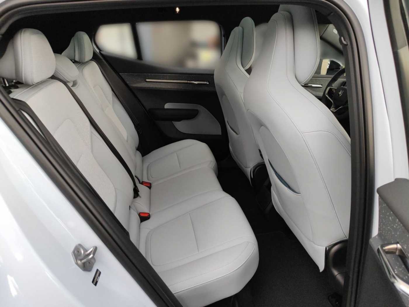 Volvo  Twin Ultra AWD Performance Pure Electric St