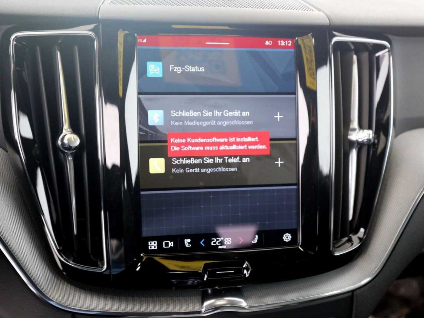 Volvo  T6 Plus Black Edition Recharge Plug-In Hybr