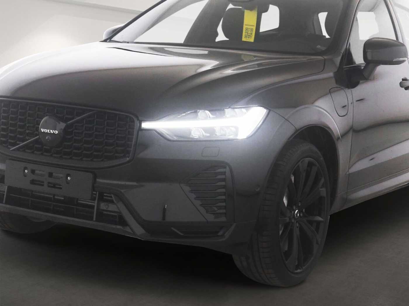 Volvo  T6 Plus Black Edition Recharge Plug-In Hybr