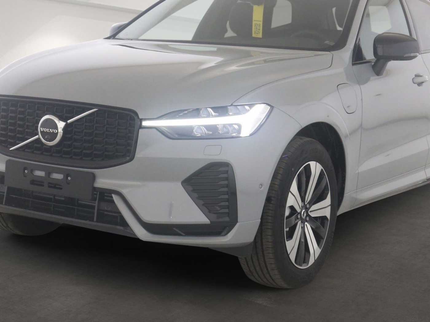 Volvo  T6 Plus Dark Recharge Plug-In Hybrid AWD EU