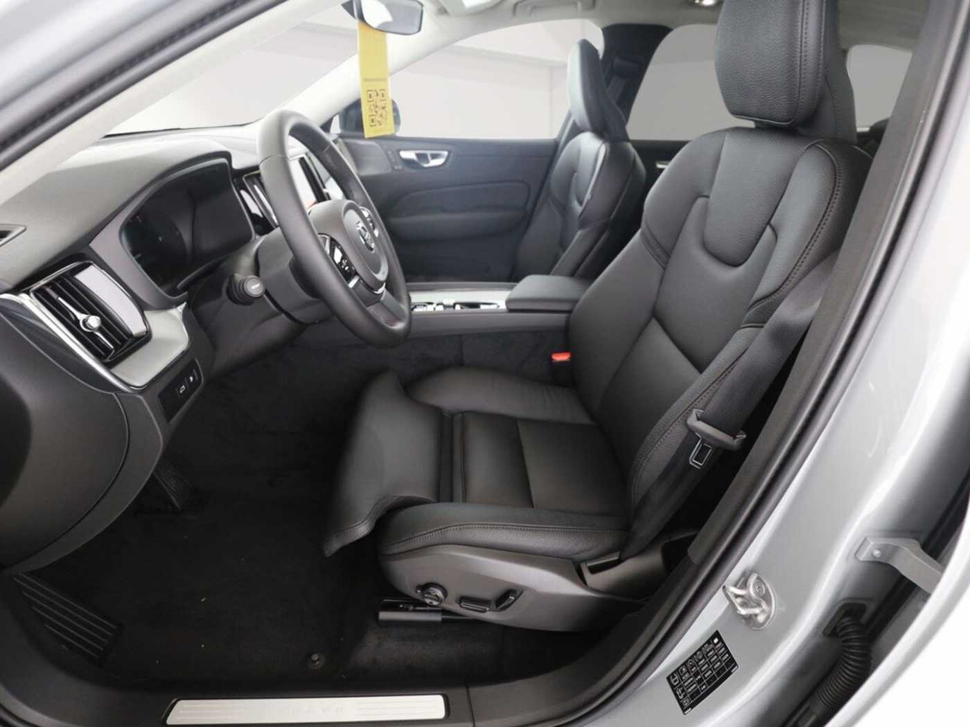 Volvo  T6 Plus Dark Recharge Plug-In Hybrid AWD EU