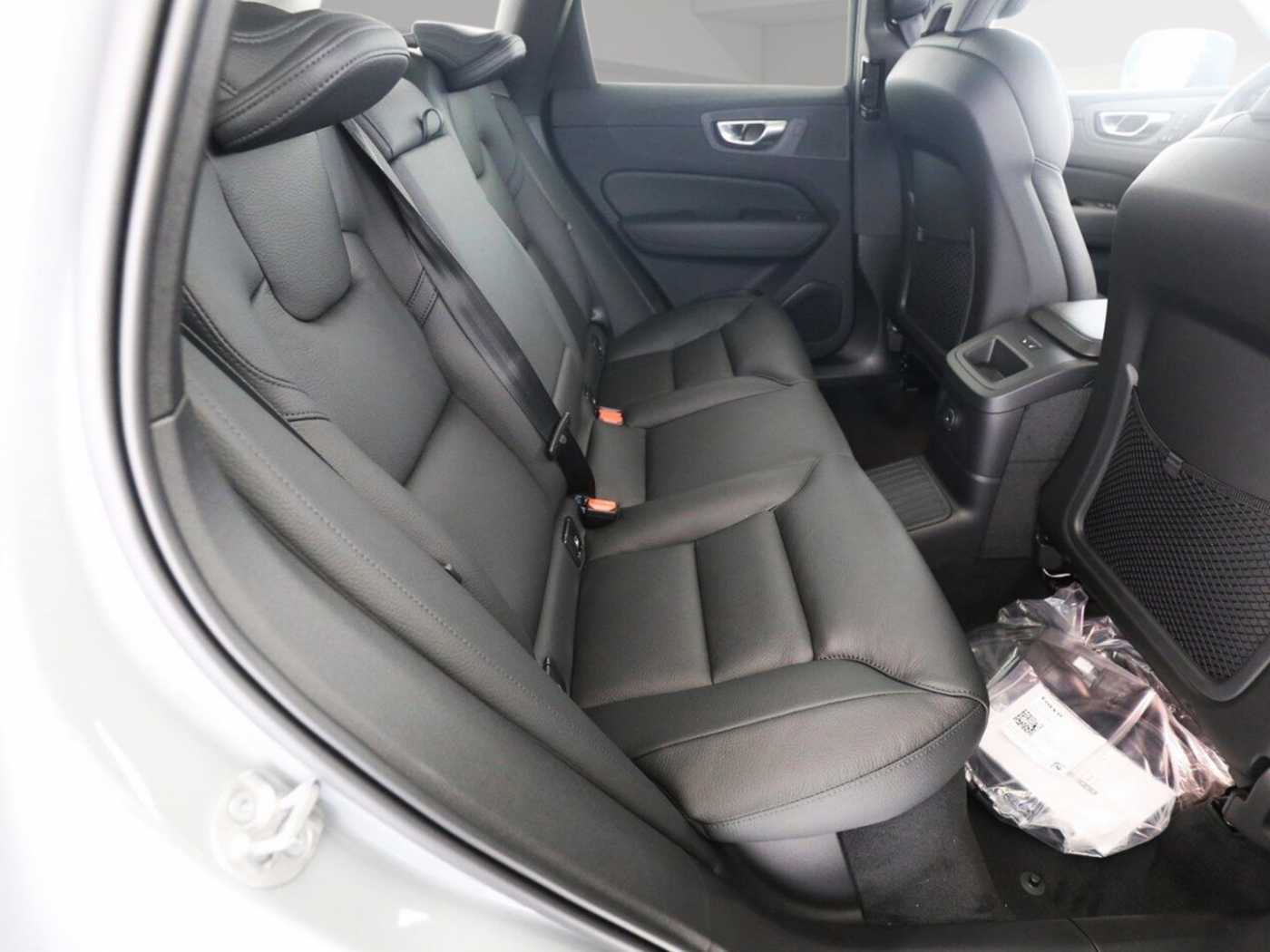 Volvo  T6 Plus Dark Recharge Plug-In Hybrid AWD EU