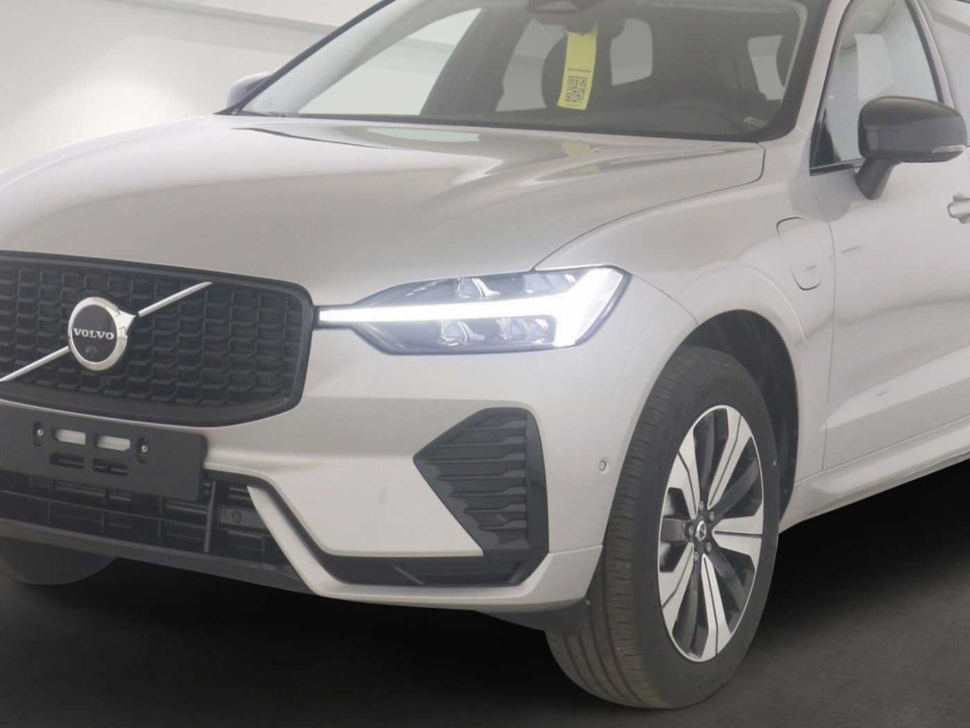 Volvo  Plus Dark Plug-In Hybrid AWD T6 Twin Engine