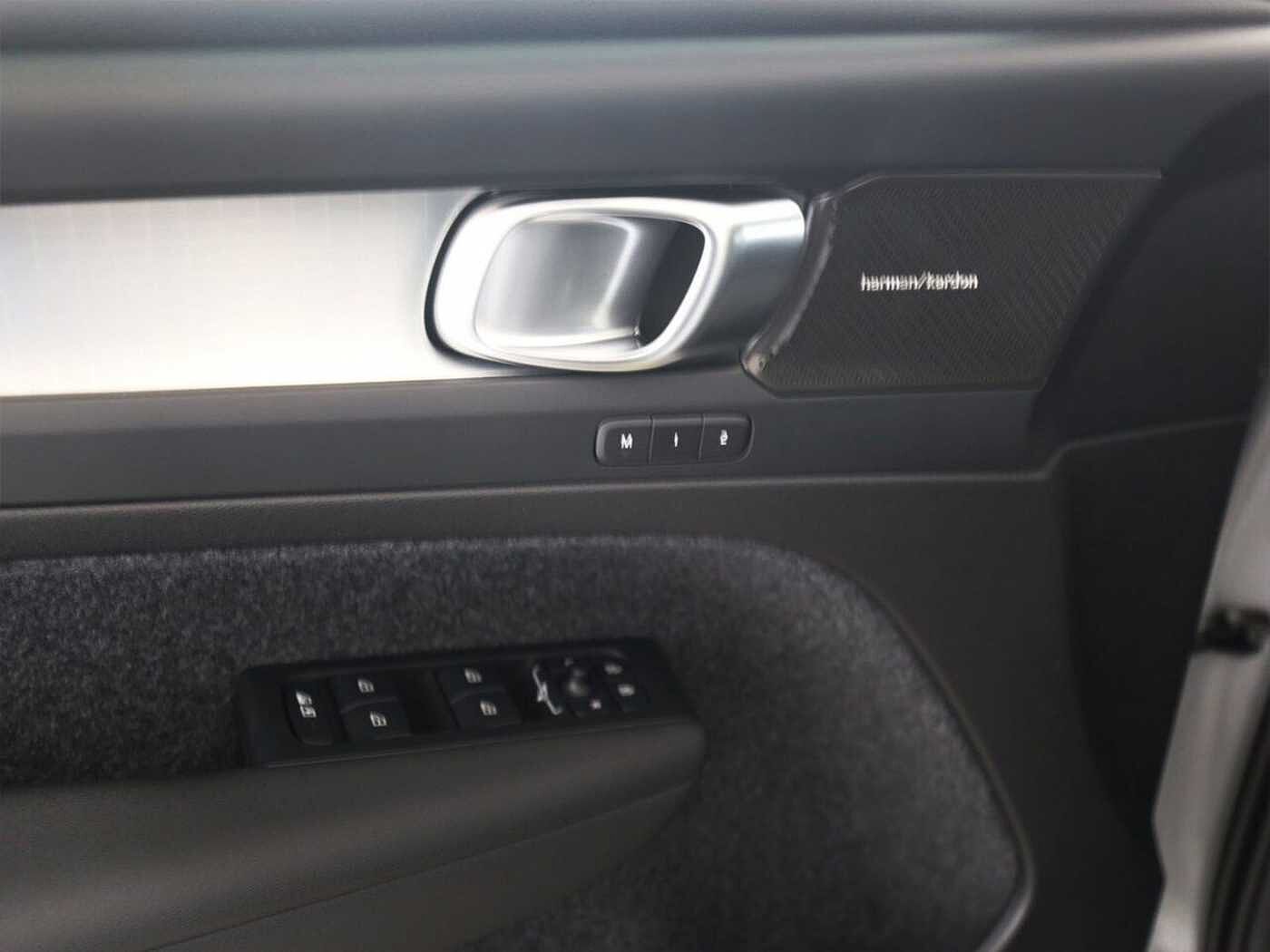 Volvo  Plus Dark B3 EU6e HarmanKardon Navi Digital