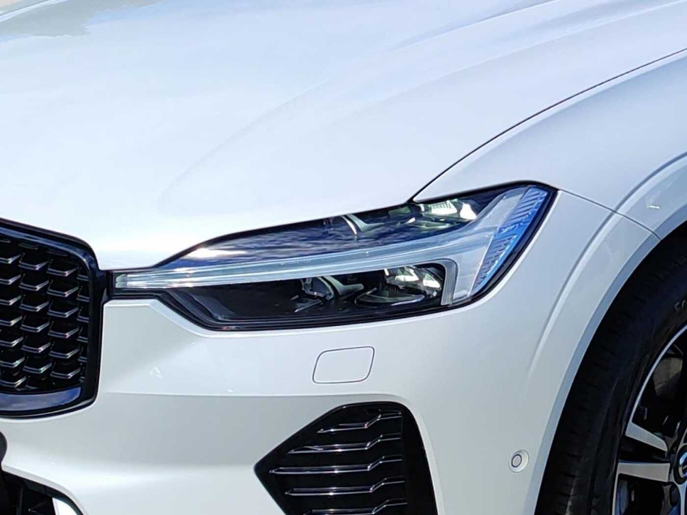 Volvo  B5 Diesel EU6d R Design AWD AD StandHZG Nav