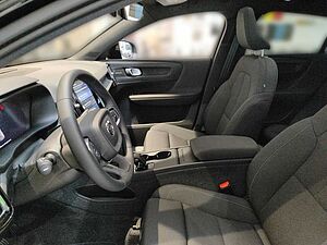 Volvo  Single Motor Extended Range Plus Black Editi