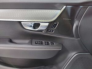 Volvo  Plus Dark Plug-In Hybrid AWD T6 EU6d Nappa L