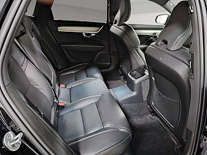 Volvo  Plus Dark Plug-In Hybrid AWD T6 EU6d Nappa L