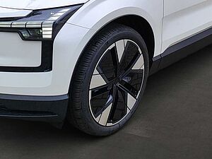 Volvo  Single Motor Extended Range Plus ***Pine***