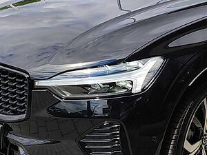 Volvo  T8 Ultra Dark Recharge Plug-In Hybrid AWD E