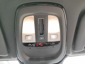 Volvo  B4 Ultimate Dark Diesel AWD Eu6d Luftfahrwe