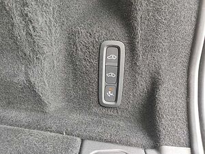 Volvo  B4 Ultimate Dark Diesel AWD Eu6d Luftfahrwe