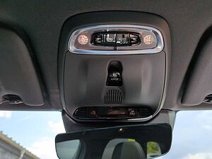 Volvo  B4 EU6d R Design AWD HUD StandHZG El. Panod