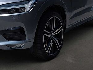 Volvo  B4 EU6d R Design AWD HUD StandHZG El. Panod