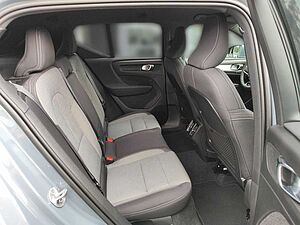 Volvo  B4 EU6d Plus Bright 2WD Memory Sitze Sounds