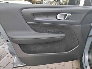 Volvo  Twin Core Recharge Pure Electric AWD StandHZ