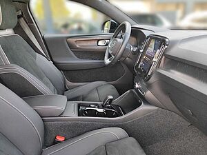 Volvo  Twin Core Recharge Pure Electric AWD StandHZ