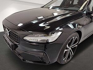 Volvo  Plus Dark Plug-In Hybrid AWD T6 EU6d Nappa L