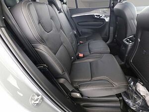Volvo  T8 Ultra Dark Recharge Plug-In Hybrid AWD E