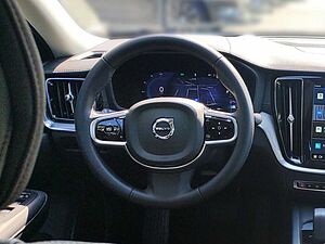 Volvo  Ultimate Dark AWD B5 Benzin EU6d HUD StandHZ