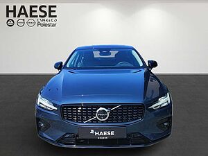Volvo  Ultimate Dark AWD B5 Benzin EU6d HUD StandHZ