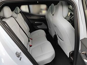 Volvo  Twin Ultra AWD Performance Pure Electric St