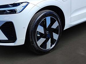 Volvo  Plus Dark Plug-In Hybrid AWD T6 Twin Engine