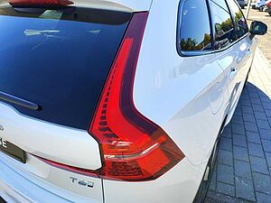 Volvo  Plus Dark Plug-In Hybrid AWD T6 Twin Engine