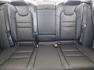 Volvo  Ultimate Dark Plug-In Hybrid AWD T8 Twin Eng