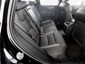 Volvo  T6 Plus Black Edition Recharge Plug-In Hybr