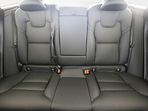 Volvo  T6 Plus Dark Recharge Plug-In Hybrid AWD EU