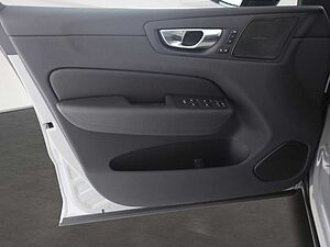 Volvo  T6 Plus Dark Recharge Plug-In Hybrid AWD EU